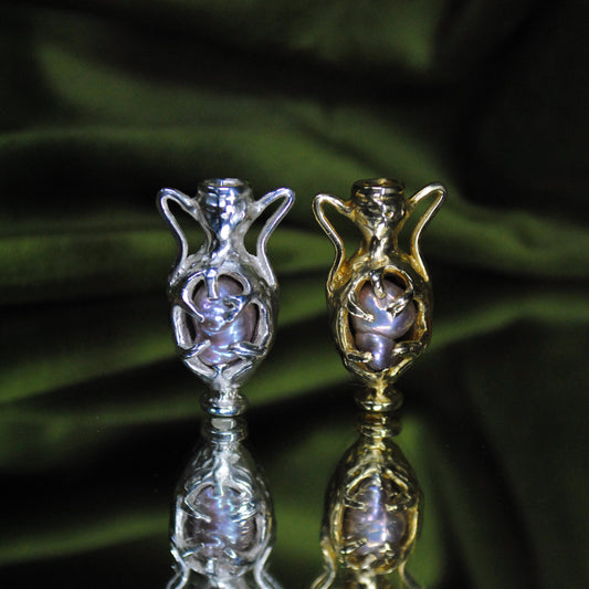 HECATE CHARM