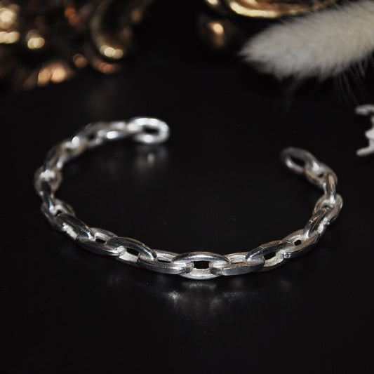 The Baptist - Desma Chain Cuff