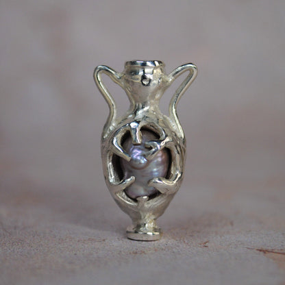 HECATE CHARM