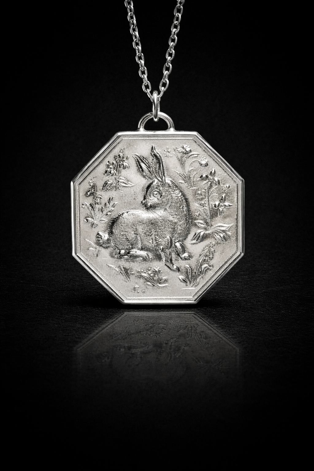 HARESY NECKLACE