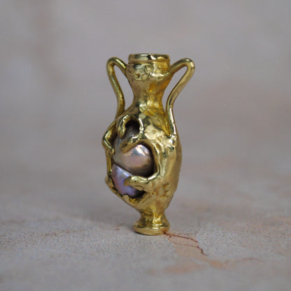 HECATE CHARM