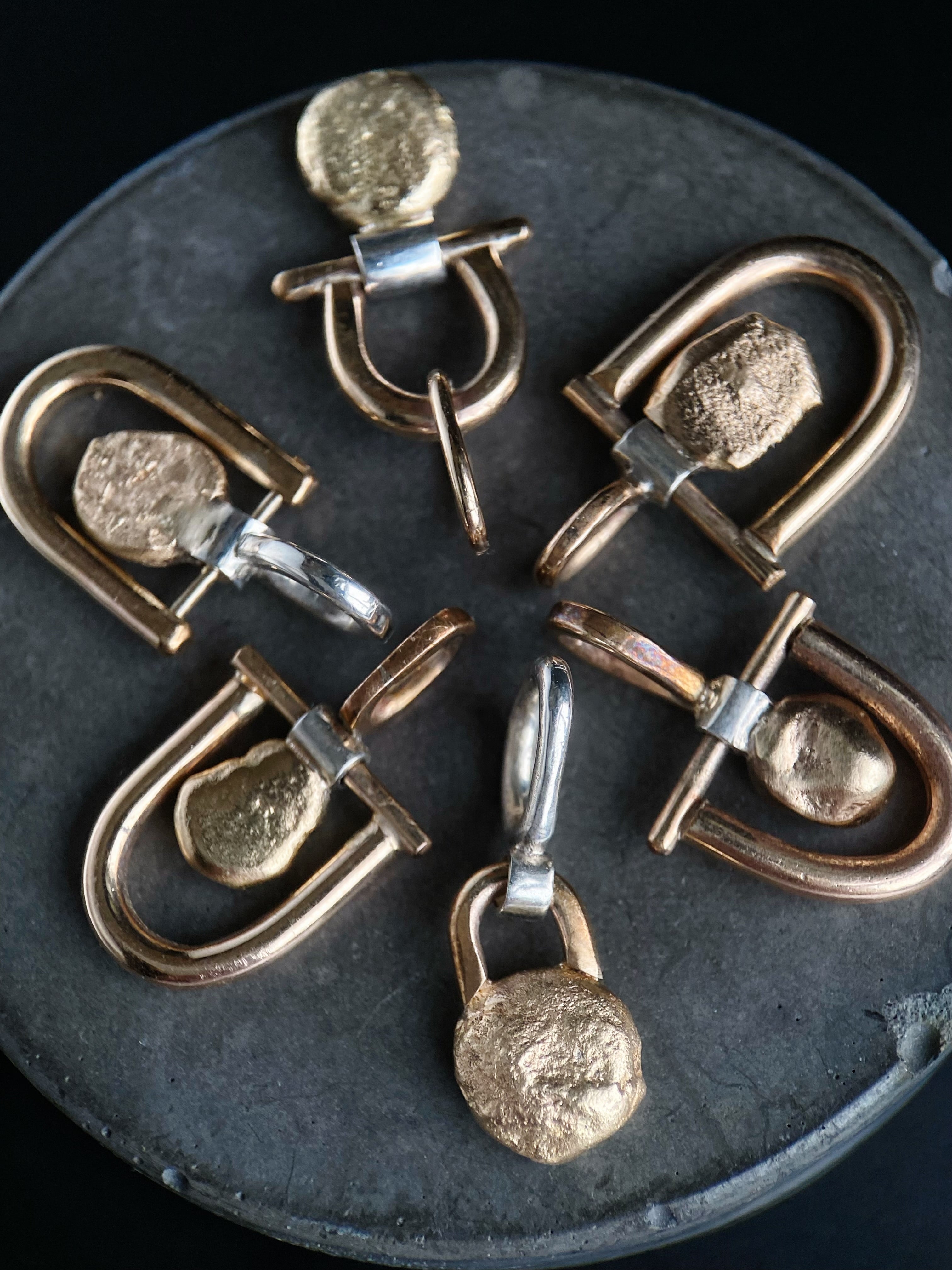 ANTIKYTHERA CHARM 4-6