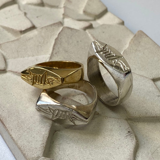 BARBS 'N' WIRES RING