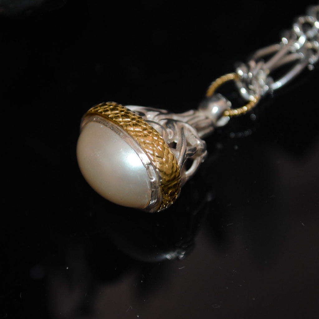 The Baptist - Venus Fob Necklace