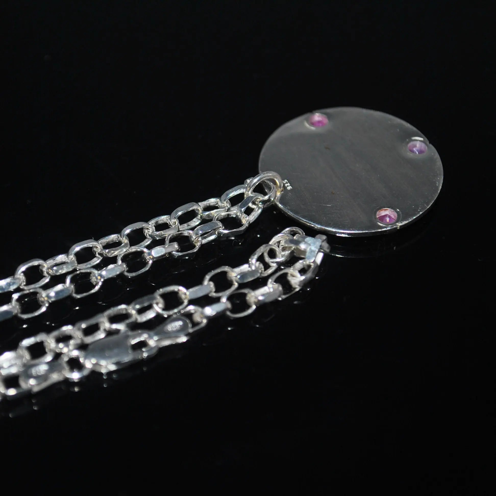 QU HIER NECKLACE - THE BAPTIST